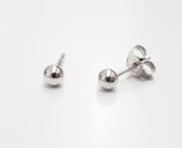 עגיל כסף כדור 5 מ"מ